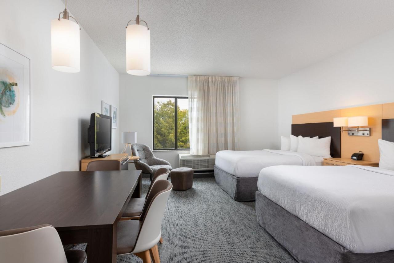 Towneplace Suites By Marriott יורק מראה חיצוני תמונה