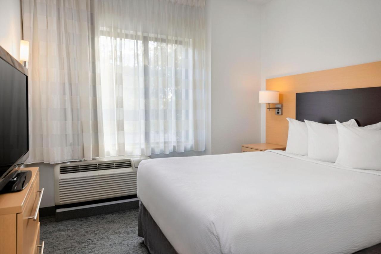 Towneplace Suites By Marriott יורק מראה חיצוני תמונה