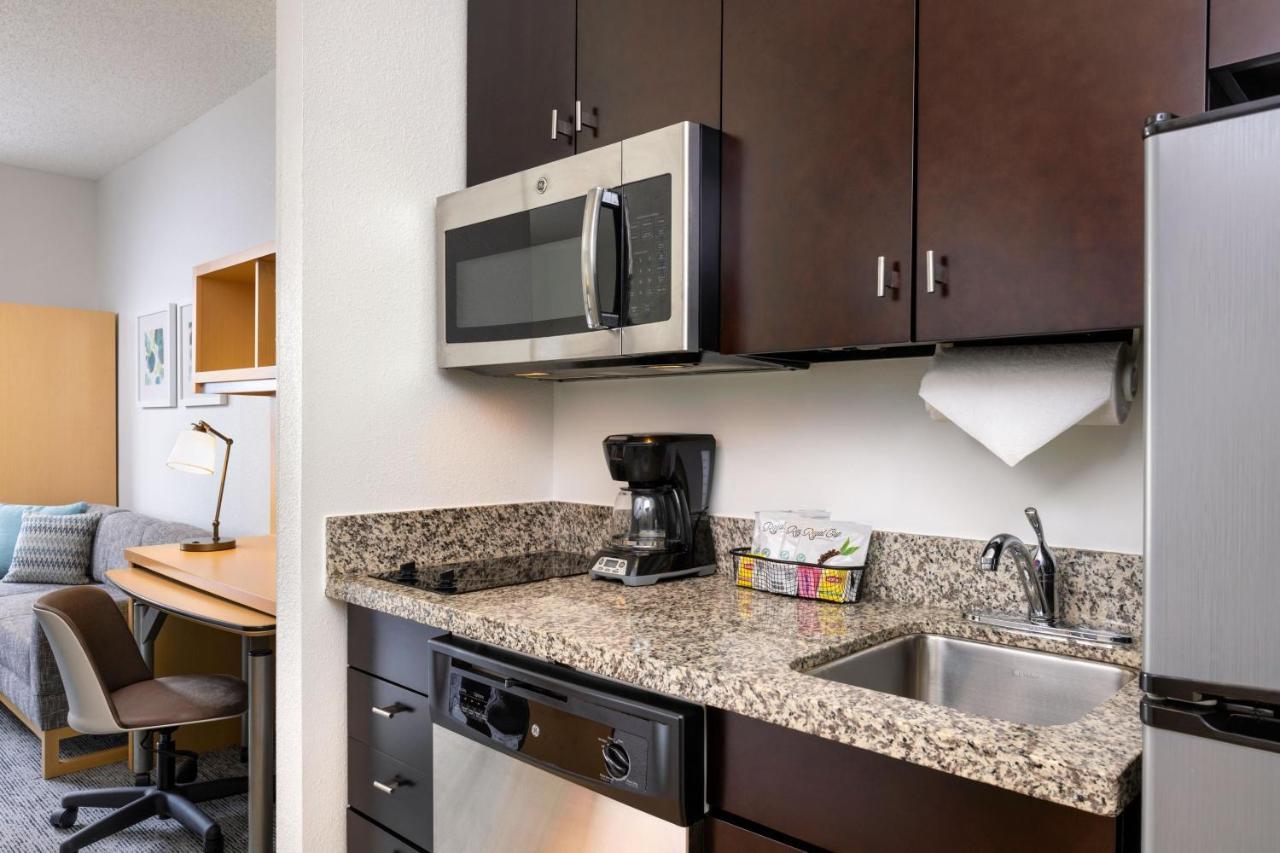 Towneplace Suites By Marriott יורק מראה חיצוני תמונה