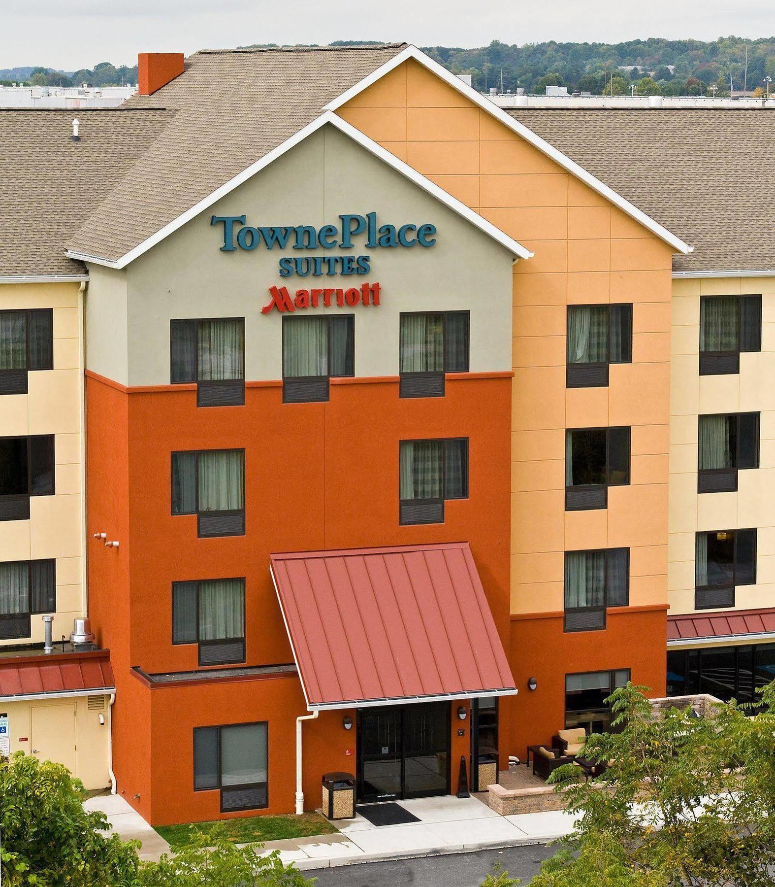 Towneplace Suites By Marriott יורק מראה חיצוני תמונה